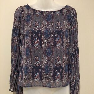 Fire Los Angeles bell Sleeve Top Size S